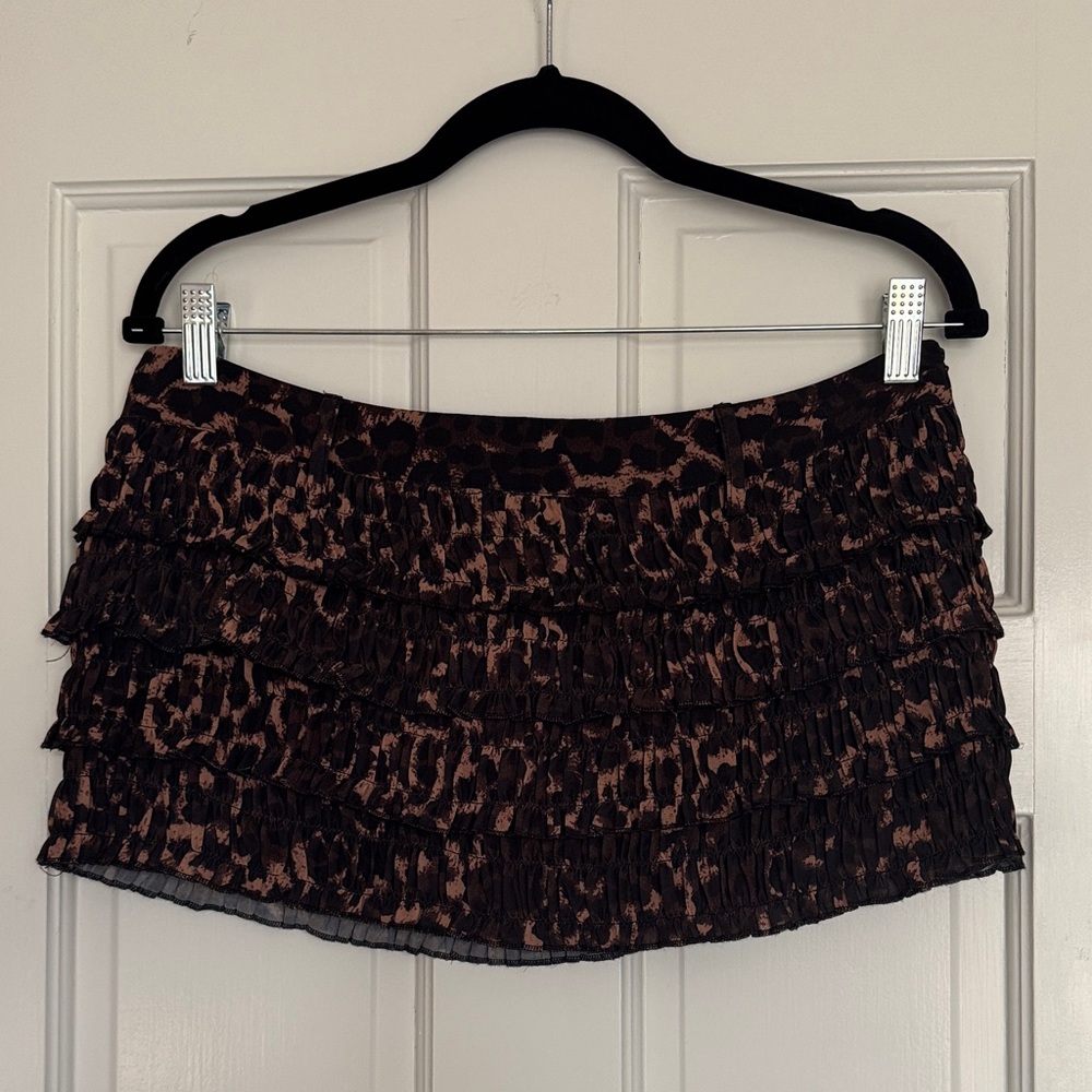 Leopard print mini skirt